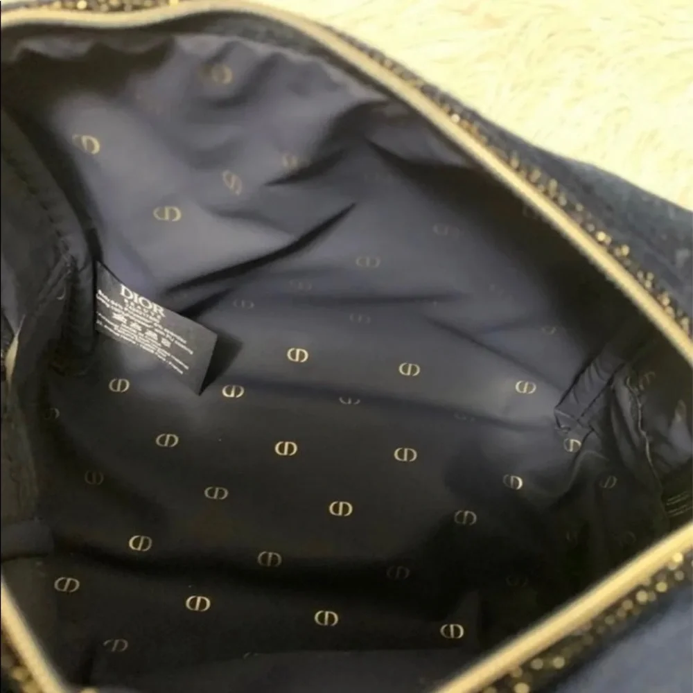 Dior Velvet cosmetic pouch - Picture 3 of 7